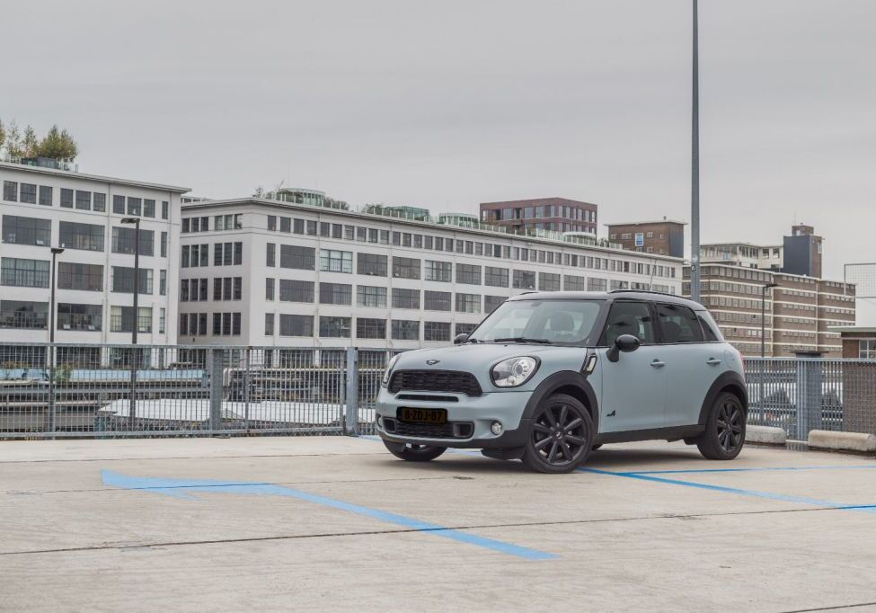 Mini Countryman Carwrap 3M Satin Battleship grey Eindhoven